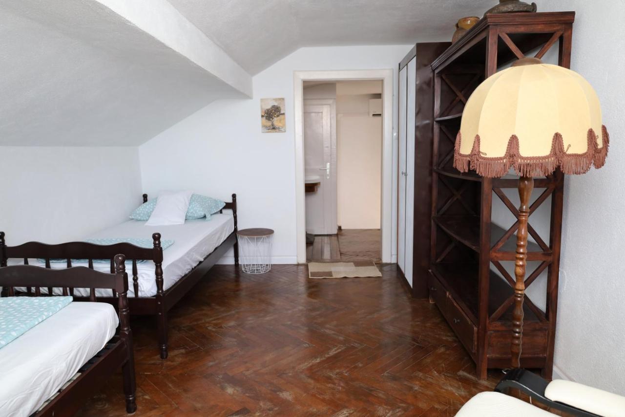 Apartman Dajana Supetar Extérieur photo